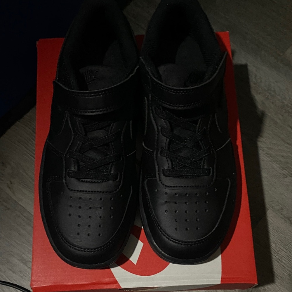 Nike All-Black Athletic Shoes